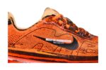 Nike Vomero Premium x Melitta Baumeister 'Total Orange' - IQ7166-800 - Imagem 2