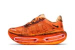 Nike Vomero Premium x Melitta Baumeister 'Total Orange' - IQ7166-800 - Imagem 3