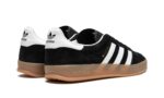 Tênis Adidas Gazelle Indoor Feminino "Black White Gum" Preto / Branco - H06259 - Imagem 3